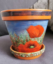 Load image into Gallery viewer, Poppy planter