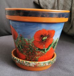 Poppy planter